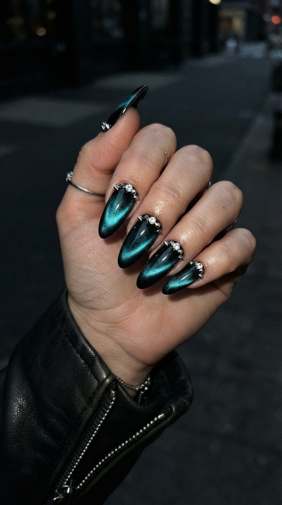 nail